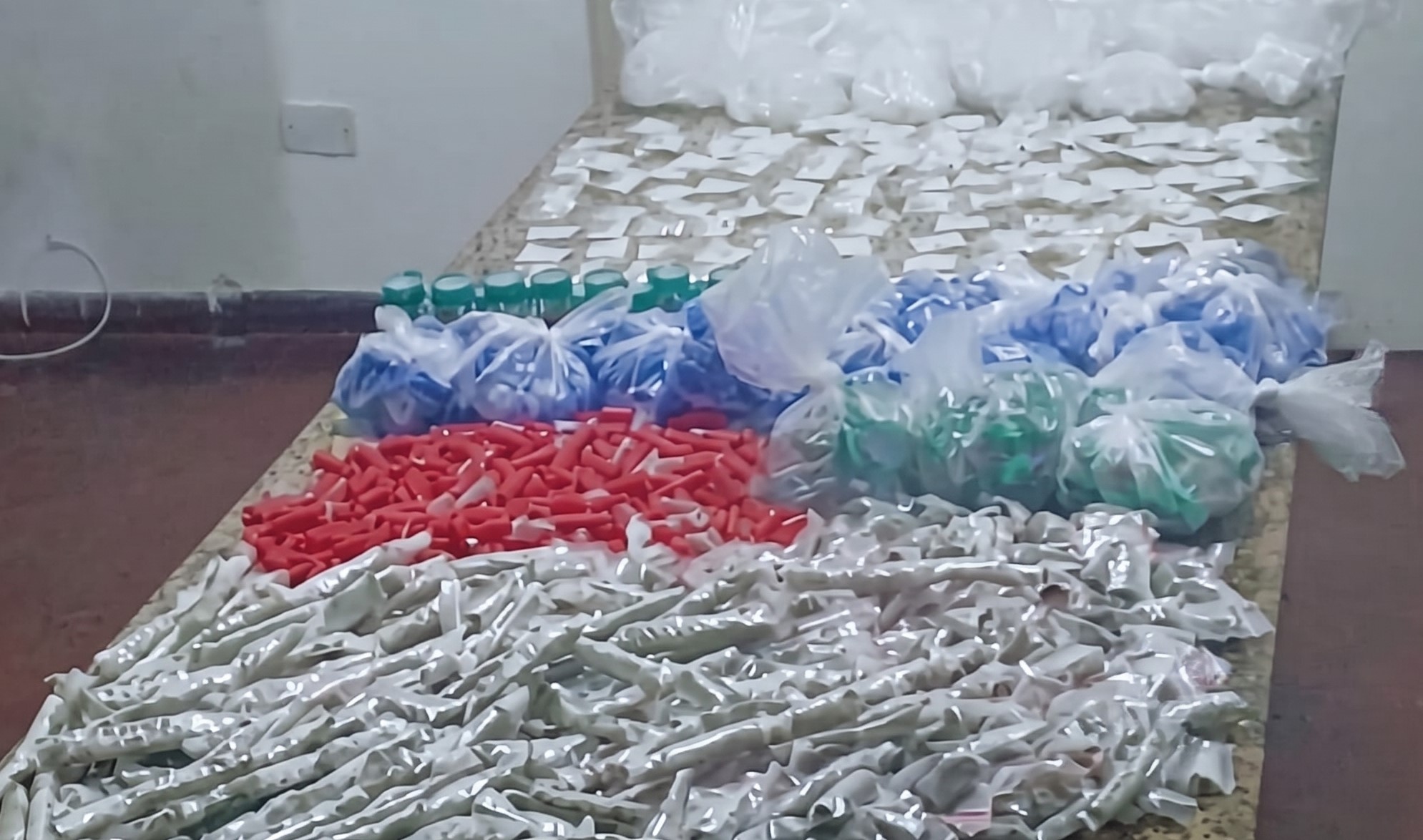 dois-homens-sao-presos-com-mais-de-2,8-mil-porcoes-de-drogas-em-itapevi